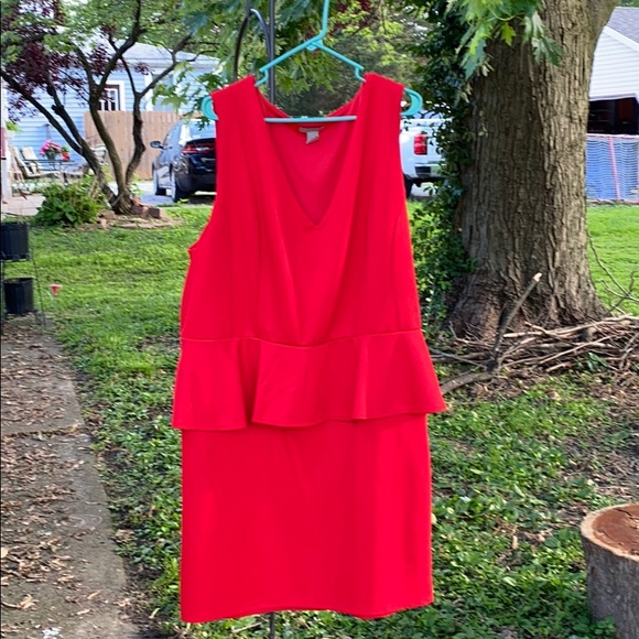 H&M Dresses & Skirts - Slenderizing and Sexy Red Peplum Dress Sz 3x